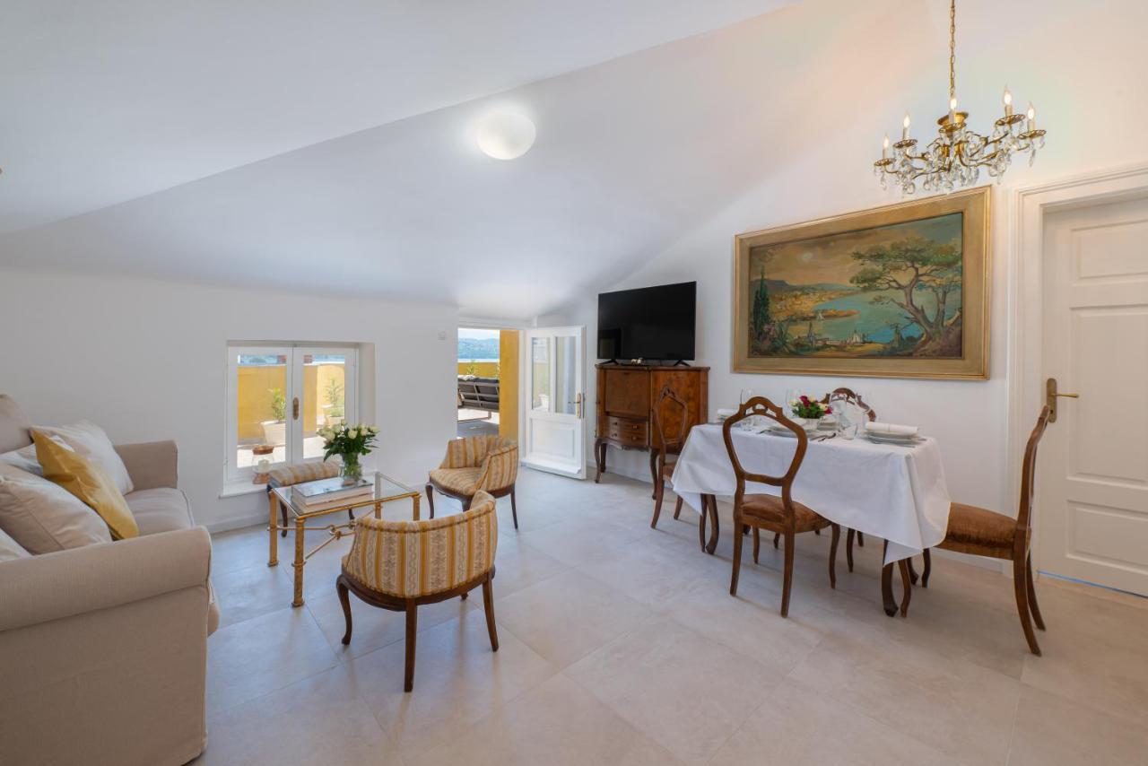 Penthouse At Villa Mascagni Опатия Екстериор снимка
